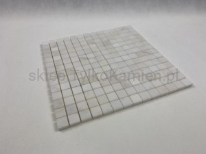 Mozaika marmurowa drobna kostka krystalicznie biała 30,5 x 30,5 x 1 cm 