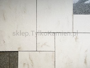 Płytki kamienne wapienne French Pattern, czyli posadzka-układanka