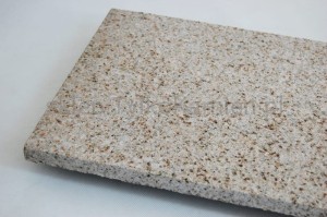 Płytki kamienne granit Yellow Pink płomieniowane 60x60x2cm