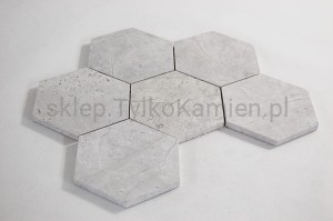 Mozaika marmurowa jasno-szara duże heksagony 27 x 30,5 x 1 cm szczotkowana