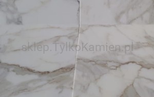 Płytki kamienne marmur Calacatta 30,5x30,5x1cm polerowane 