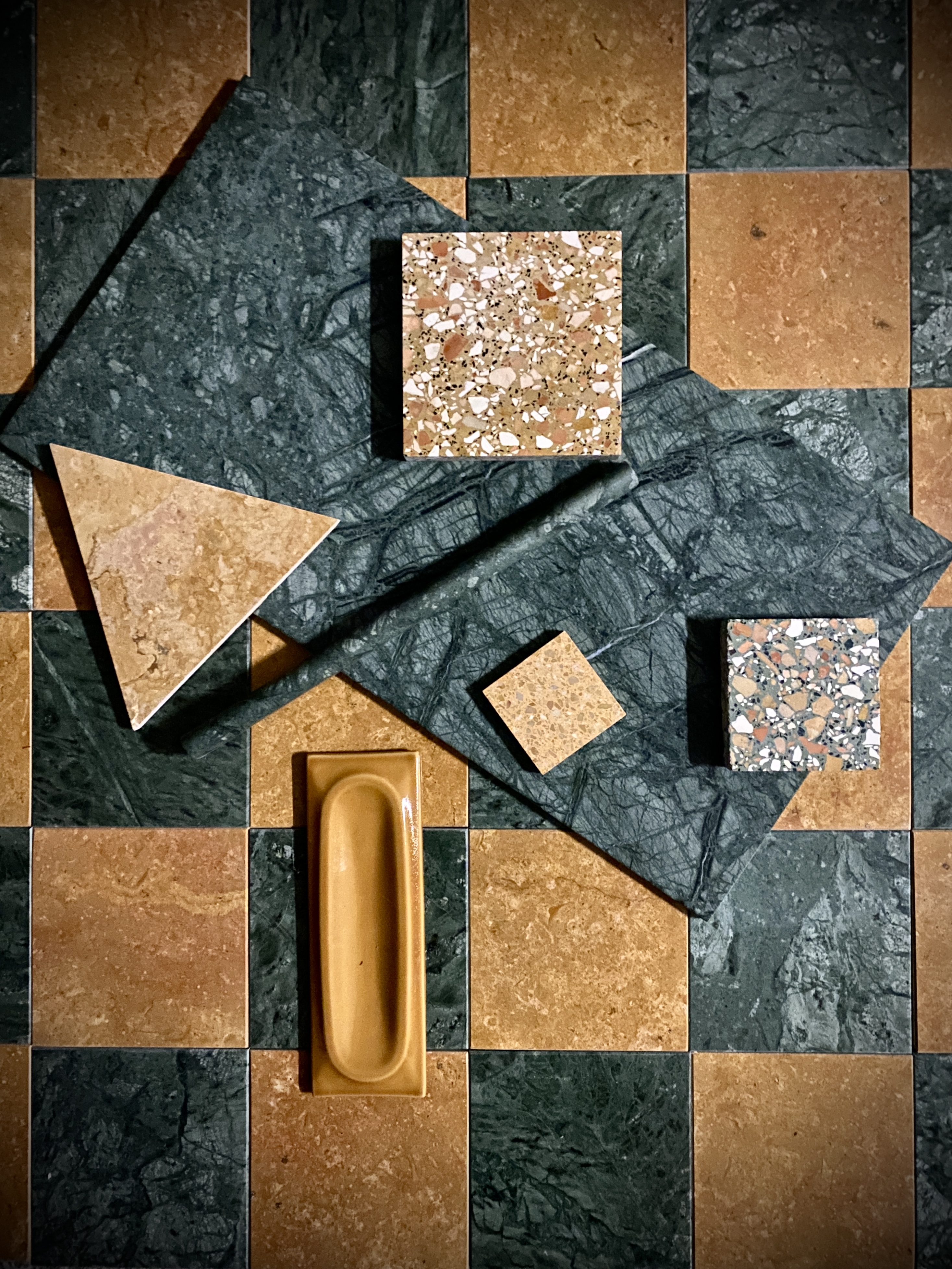 kolaż marmurowy zielono-żółty